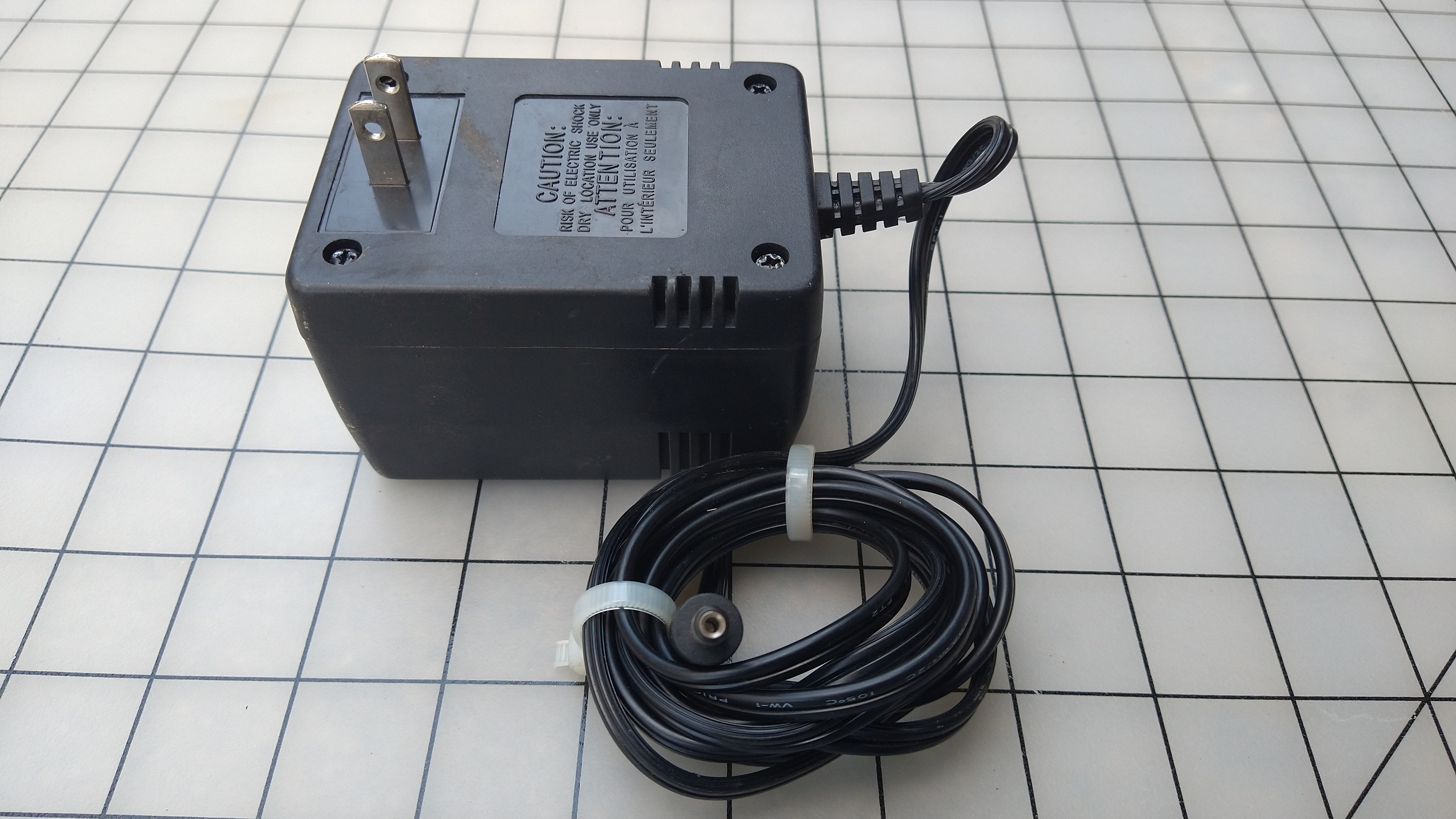 AC to DC Power Adapter cord 12vdc 1.5A