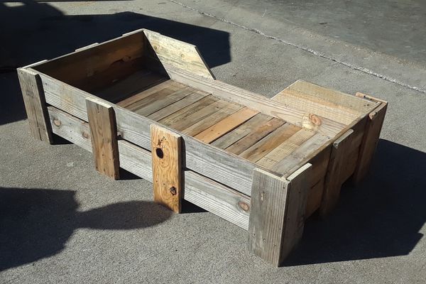 Rustic Wood Dog Bed XL for Pets up to 200 lbs