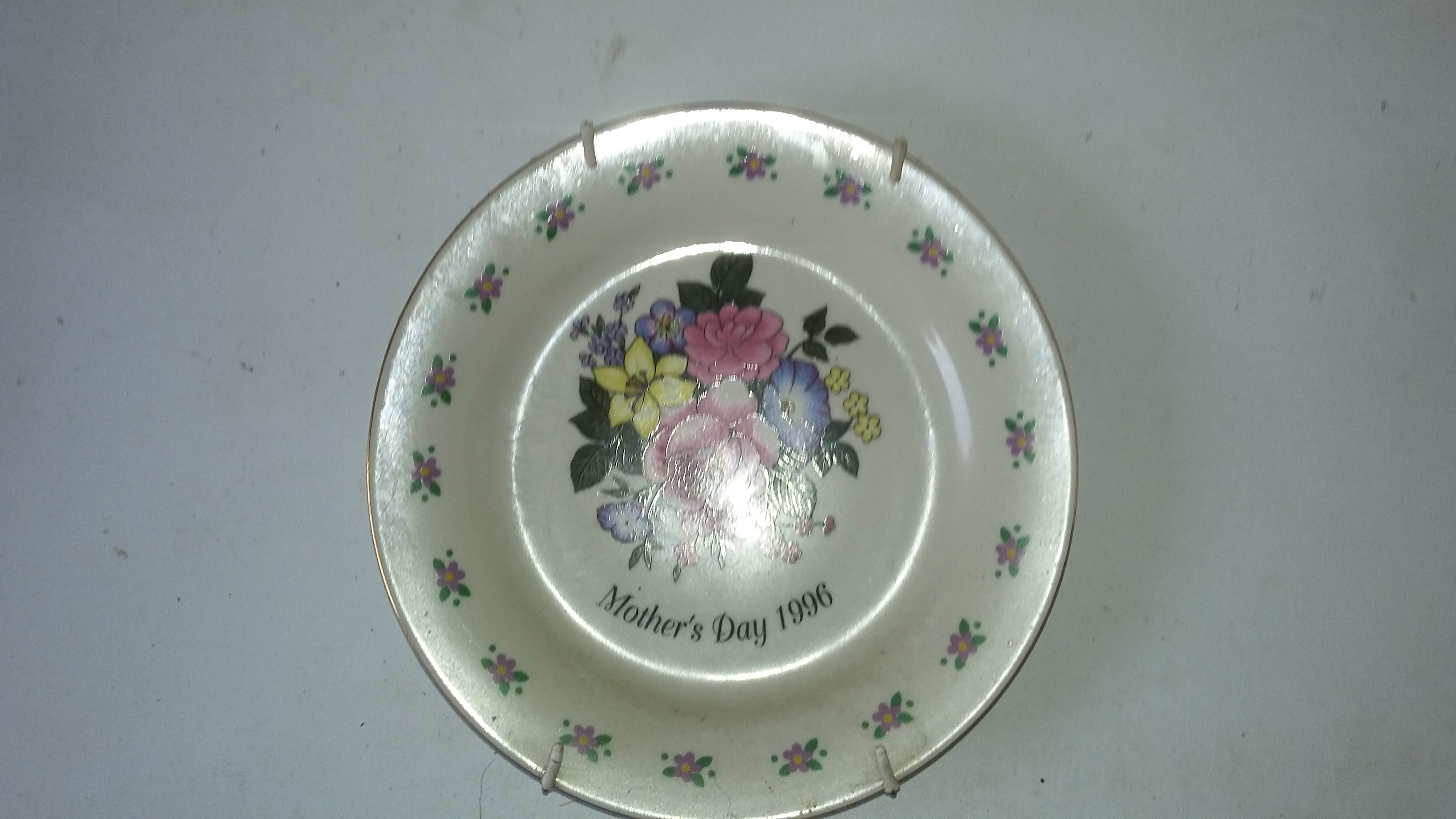 Mothers Day 1996 Decorative Plate
