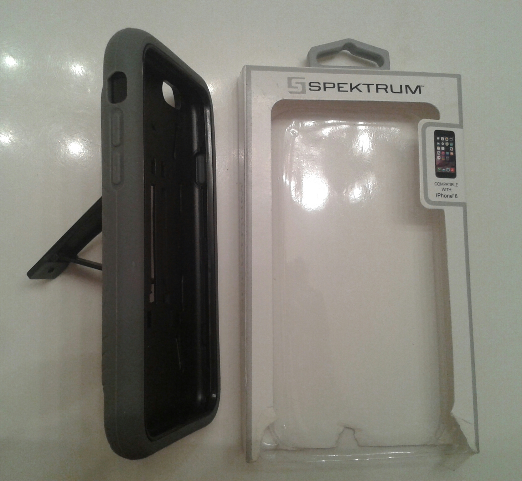 iPhone 6 Smartphone Cover with Kickstand