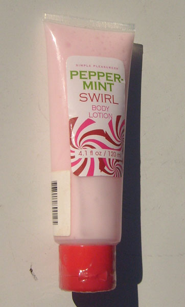 Simple Pleasures Pepper Mint Swirl Body Lotion 4.1 oz / 120 mL
