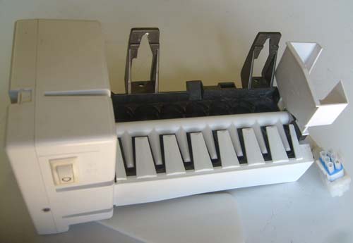 Ice Maker with Square 6-pin Connector 