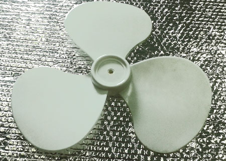 White Plastic Fan Blade Dia 14.75 CW