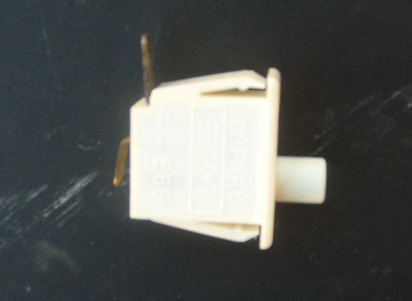 Maytag Door Switch Y305753 (3-5753 305753 131843100) Cherry Push Button Switch 10 AMP 125-250 VAC 1/3 HP
