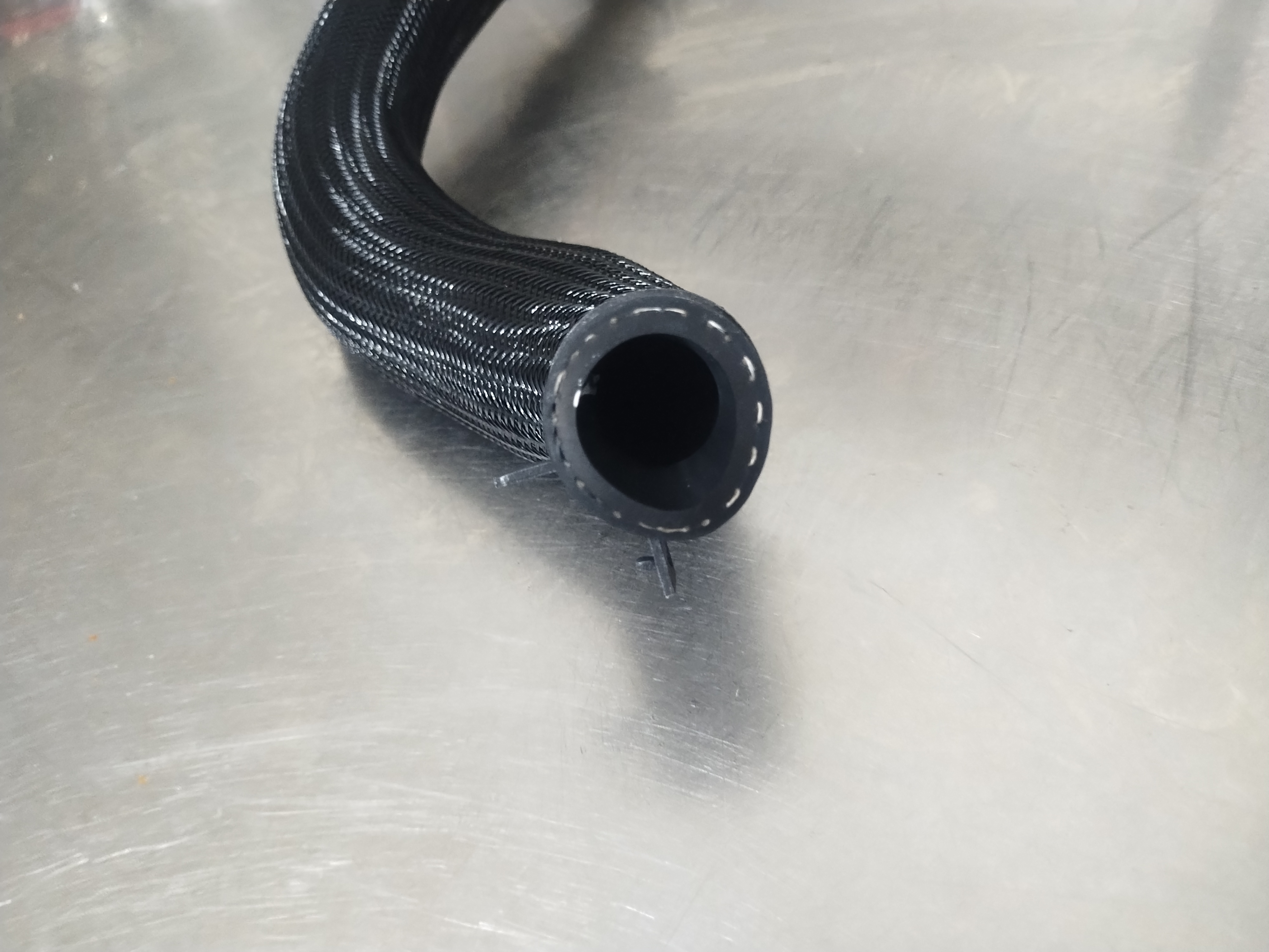 Y-Pipe Hose Assembly equiv Ford 5C3Z-8075-CB 2005-2007 F-250 F350 F-450 F550 Super Duty