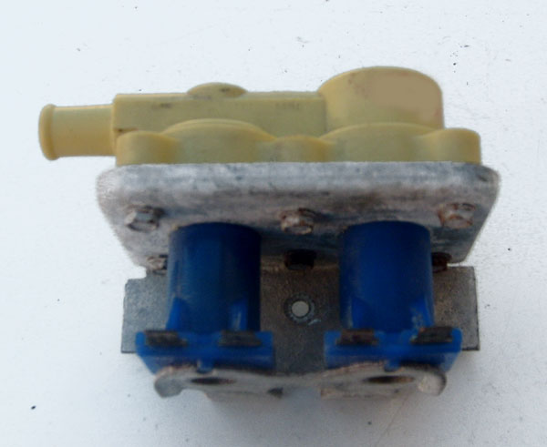 Speed Queen Water Valve 33930 (mixing valve) -Yellow
